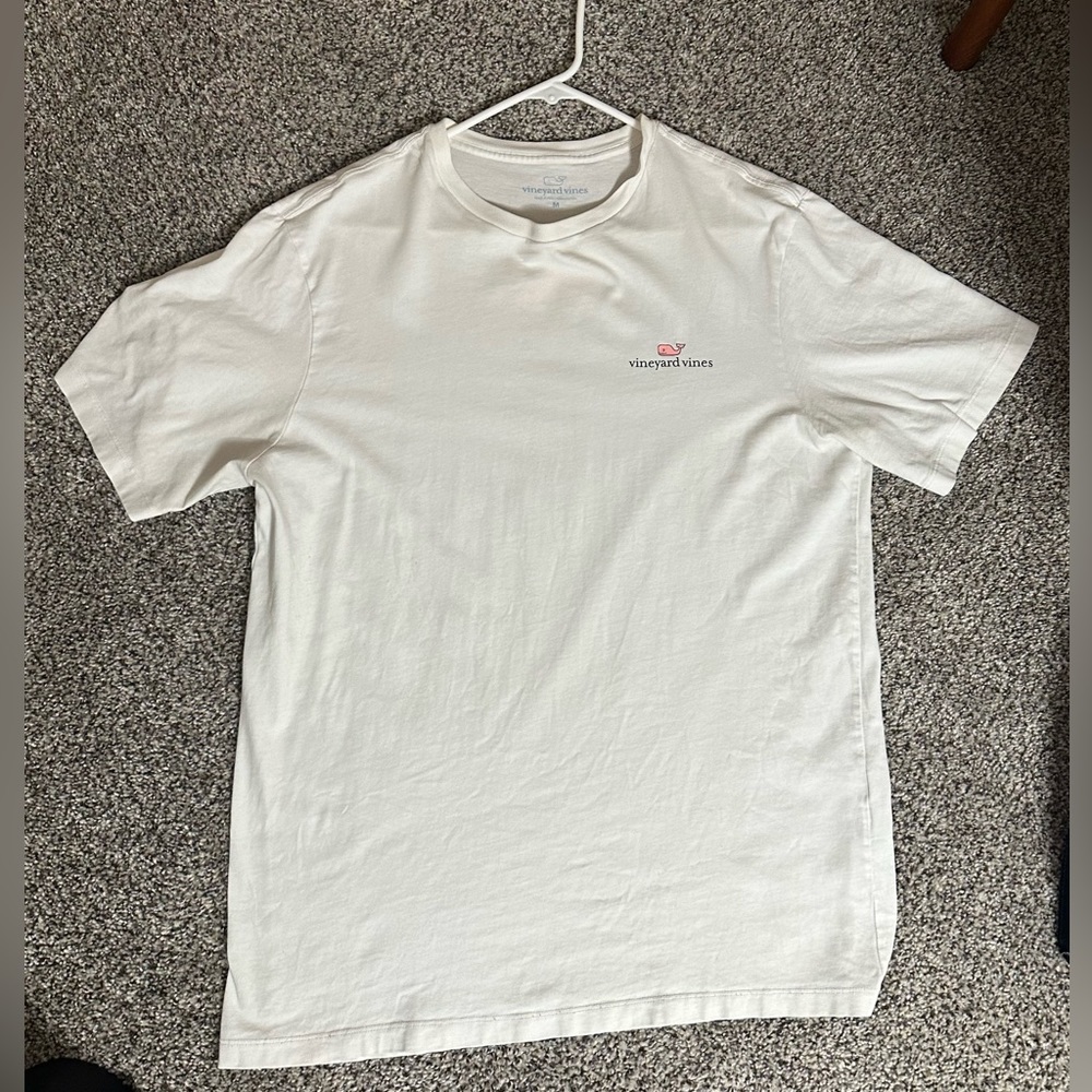 Vineyard Vines T shirt